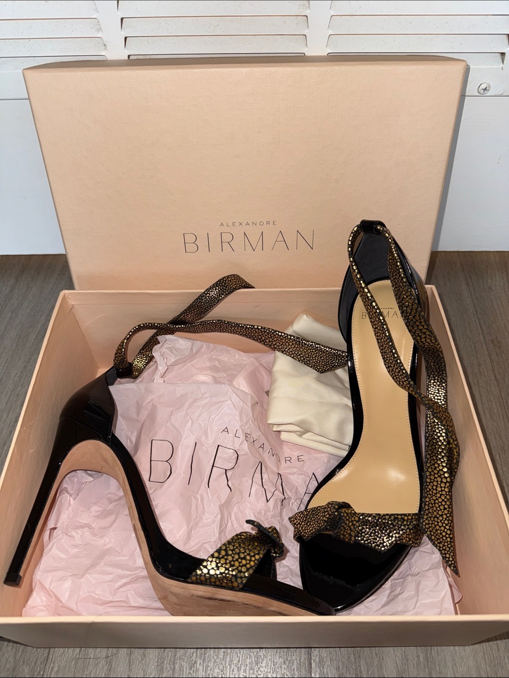 Alexandre Birman Clarita Leather Black and Gold Ankle-Tie High Heels - Picture 1 of 10